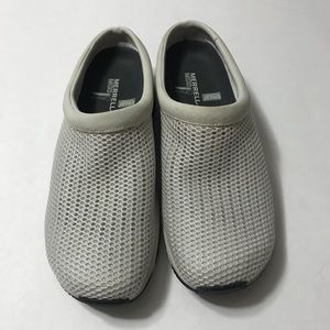 Slip on shoes